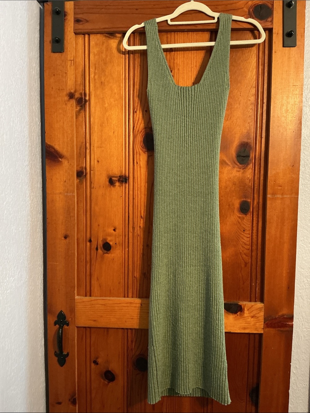 Sleeveless Ribbed Maxi Dress in Olive Green